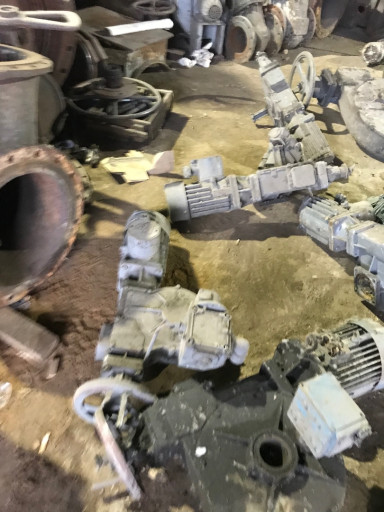 Продаю улитки Б,В по 700​0 и 17000