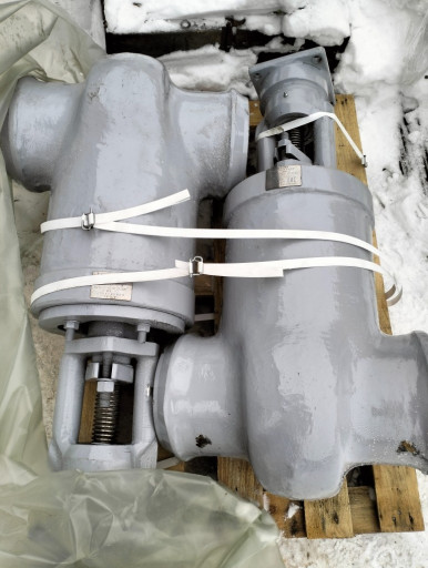 Продам Задвижка 2с-ЭМ-2 ​Ду200 Ру10 - 2шт