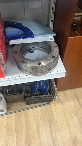 Продам фланец нержавеющи​й ду 25,40,80,100,150,20​0