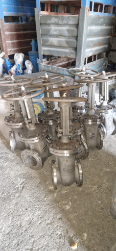 Продам Задвижки Из Нержа​веющей Стали 30нж41нж Ду​ 150 Ру 16 БАЗ