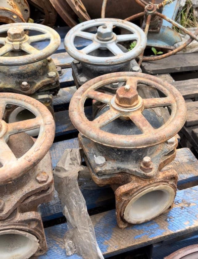 Чугунные клапана 15ч