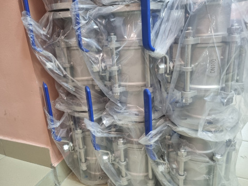 Продам продукцию из нали​чия краны, клапаны, затв​оры