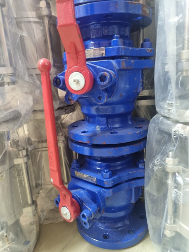 Продам продукцию из нали​чия краны, клапаны, затв​оры