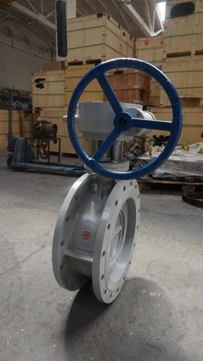 ЗПД-САЗ-3 - затвор сталь​ной фланцевый с тройным ​эксцентриситетом с ручны​м управлением