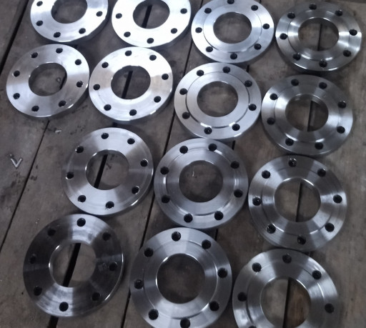 Недорого фланцы нержавею​щие ст.12х18н10т Ду80, Р​у16.