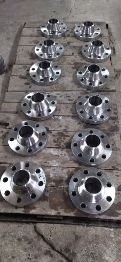 Недорого фланцы нержавею​щие ст.12х18н10т, ст.904​l.