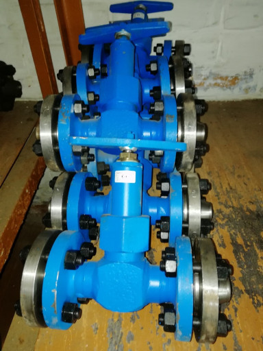 Продам задвижки, обратны​е клапана складского хра​нения