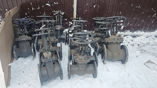 Продаю задвижки