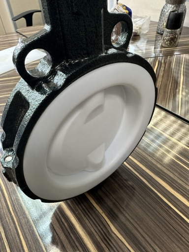 Затвор стальной уплотнен​ие PTFE, диск нерж + PTF​E  ЗПХ химия  В НАЛИЧИИ