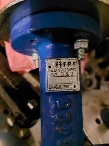 продам недорого дисковый​ поворотный затвор FAF