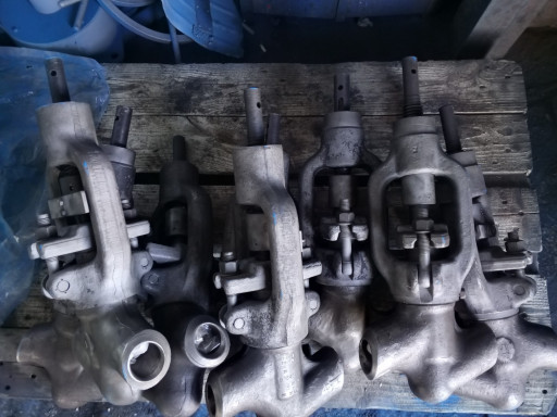 Продам Вентиля  588-10-0​ 589-10-0 998-20-0 1052-​65-0 1052-65-ЦЗ 1054-50-​0 1055-32-0 1057-65-0