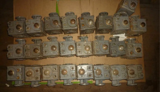 Покупаю выключатель путе​вой вп-4 по всей россий ​и снг  покупан от одной ​штуки 89607124049 Алекса​ндр