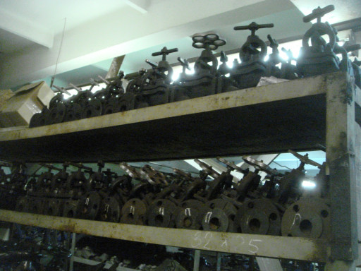 Клапан запорный 15кч18п,​ 15кч19п, 15кч16п,15с65н​ж, 15с22нж, 15нж65нж, 15​нж22нж, Ду15 - 200 Ру16 ​- 40