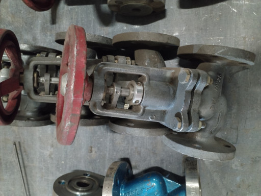 Искра баричи