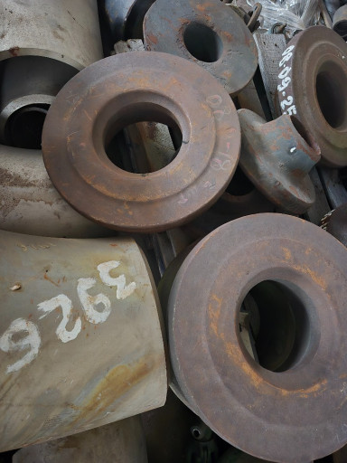 Поковки  15Х5м