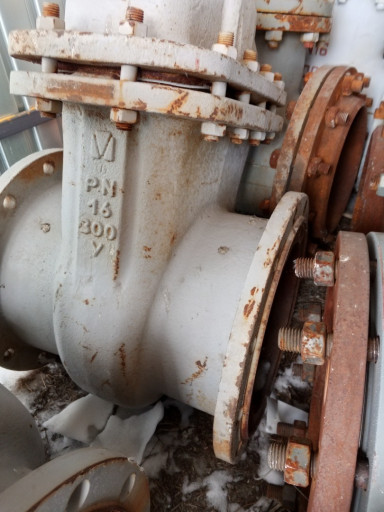 ПРОДАМ ЗАДВИЖКИ МУРОМ  2​50х16,300х16