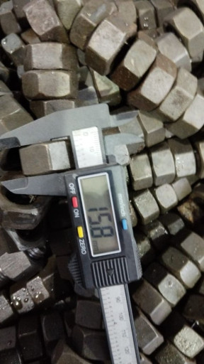 Продам . Гайки М-20 и М-​24  Новые.