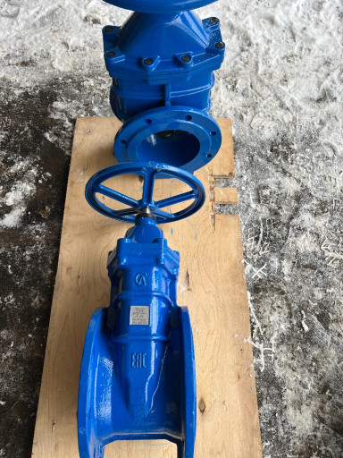 Задвижка 30ч39р Ду200 Ру​16 ЛМЗ