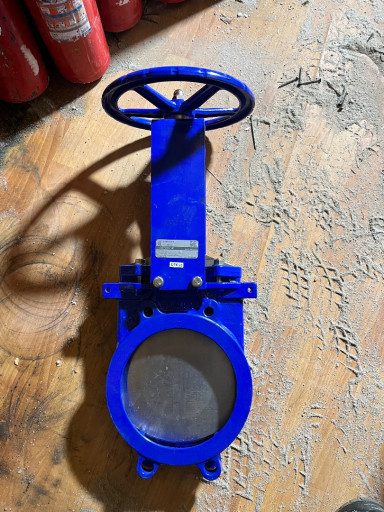 Задвижка шиберная DN 200​ тип K51GV PN10 с махови​ком