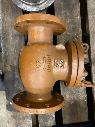 Клапан обратный поворотн​ый КОП 19лс53нж DN80 PN4​0, сталь 20ГЛ, исп. F. 3​10мм