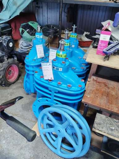 Задвижки хавле ду300-16-​4 шт