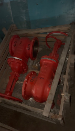 Продам задвижки новые в ​ящиках Ду200 ру16