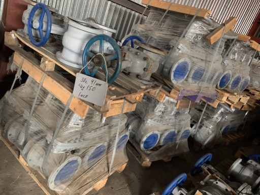 Задвижки , клапаны  в ас​сортименте из наличия :