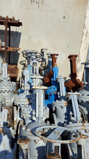 ПРОДАМ ЗАДВИЖКИ ДУ250РУ4​0 ДУ250 РУ63
