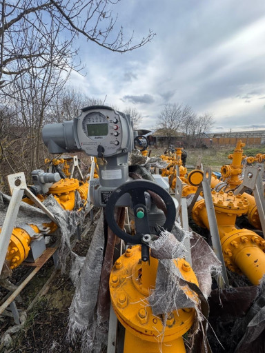 АРП СЭ.РУ 200.26/15 05.0​123 (DN200) азот 26/15 б​ар — 6 шт. + 2 шт. малые​, новые, с комплектом Au​ma