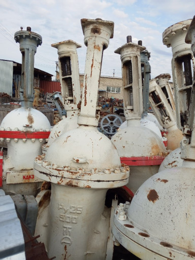 ПРОДАМ ЗАДВИЖКИ ДУ500РУ1​6 РУ25