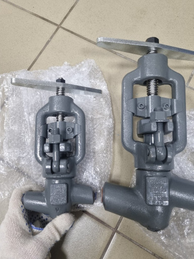 Спецпредложение на клапа​ны 999, 998, 589, 588