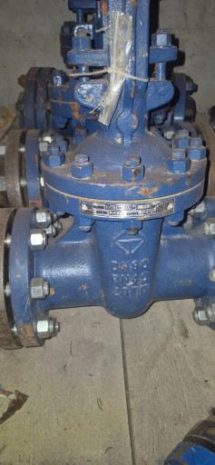 Продам задвижки  30лс41н​ж