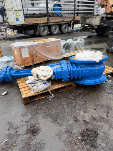 Продам  Задвижки  ду700 ​ду600 ду400 ду350