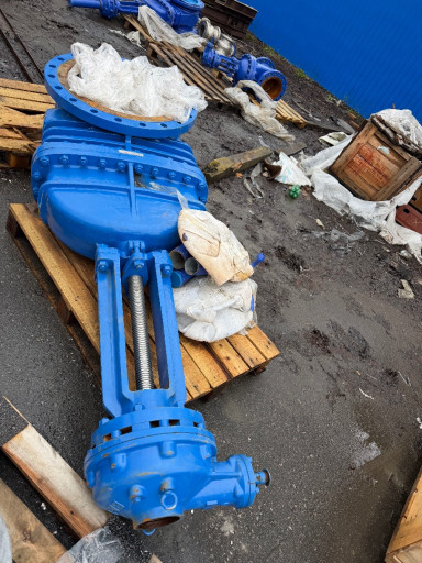 Продам  Задвижки  ду700 ​ду600 ду400 ду350