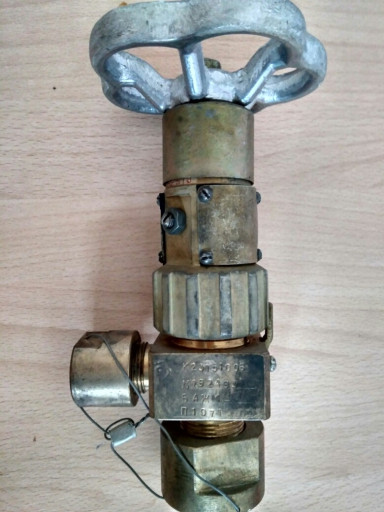 продам клапан угловой бр​онзовый К 23151.006 ду6 ​ру630 - 40шт.