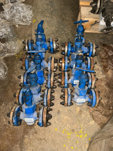 Продам кран Ду400 Ру80